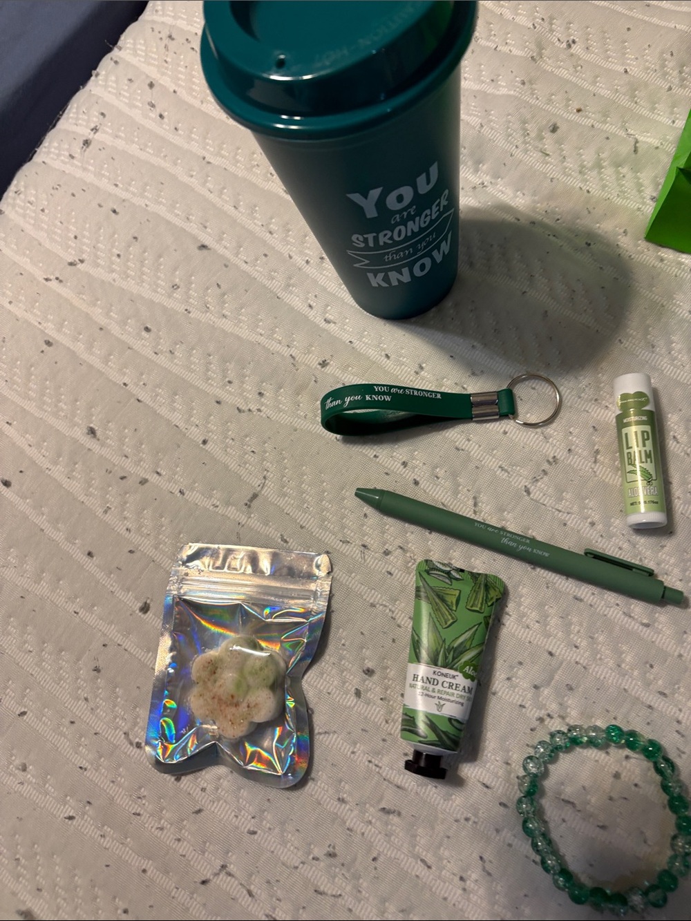 Green Inspirational Gift Set with Tumbler, Journal & Accessories - Picture 13 of 15
